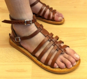 marokkolaiset-sandaalit-kengat-JA-195-1.JPG&width=280&height=500
